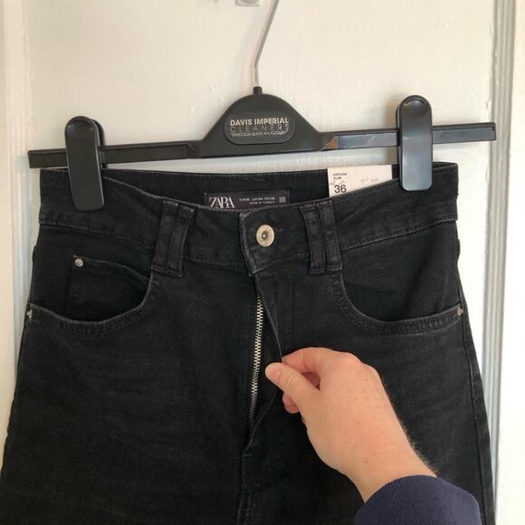 NEW Zara Black Acid Wash Vintage Slim High Rise Jeans - Picture 4 of 7